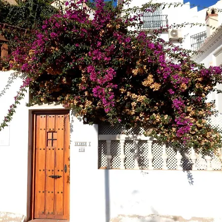,nerja, Seaview, Pool, 3 Bedrooms, Huge Terrace And Garden 別荘