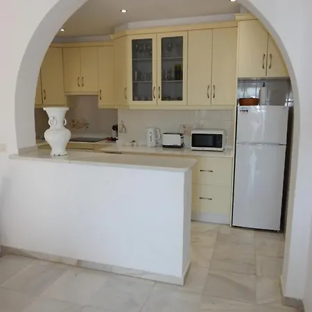 ,nerja, Seaview, Pool, 3 Bedrooms, Huge Terrace And Garden 네르하